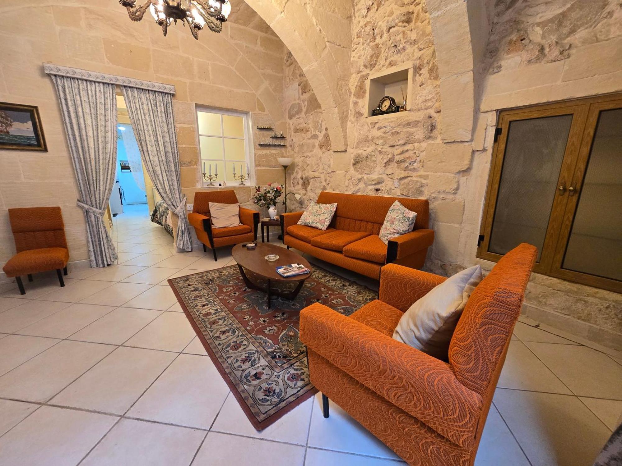 Apartment Charming Rustic Getaway In Xaghra, Gozo. Xagħra